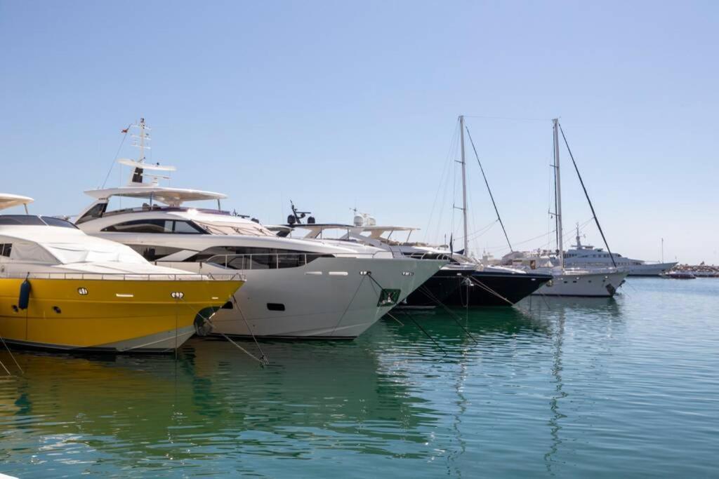 Puerto Banus second line, luxury apartement Marbellac Extérieur photo